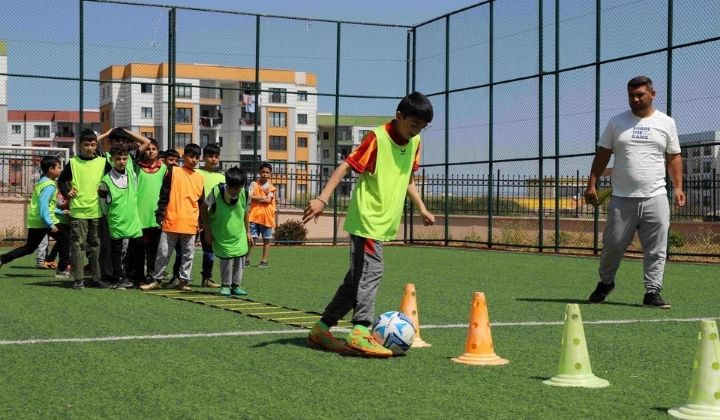 Karaköprü Belediyesi Çocuklara Ücretsiz Spor Kursları Sunuyor