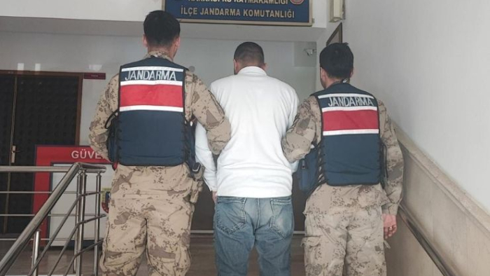 Karaköprü’de Aranan Şahıslara Operasyon