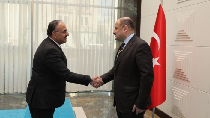 Başkan Mehmet Kasım Gülpınar Personelle Bayramlaştı