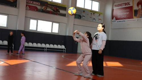 Karaköprü’de Spor Kurslarına Büyük İlgi