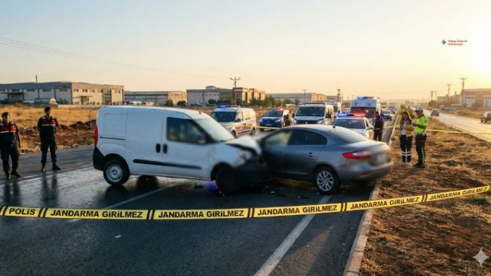 Eyyübiye'de Feci Kaza: 11 Yaralı, 1'inin Durumu Ağır